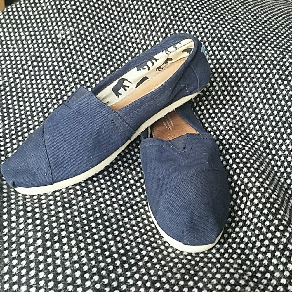 Toms shoes